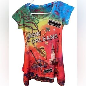 Maxi & Co New Orleans Bourbon Street, colorful top. NWT size medium.